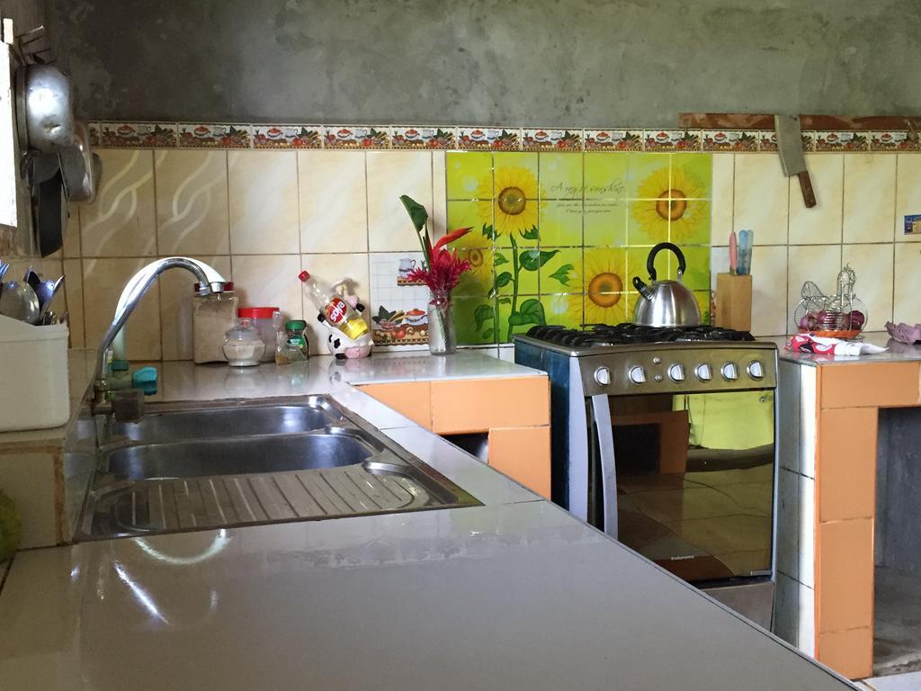 Isuyama Hostel ปูแอร์โต มัลโดนาโด ภายนอก รูปภาพ